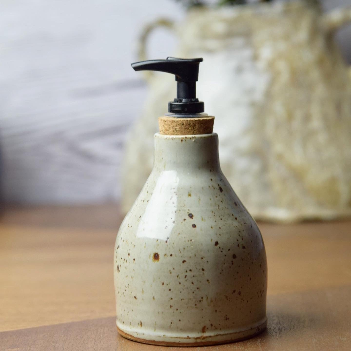 Soap Dishes & Dispensers